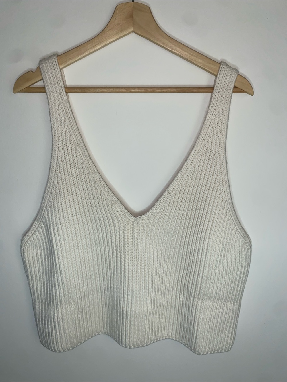 The Drop Cream Plus Size Ribbed V-Neck Knit Crop Top